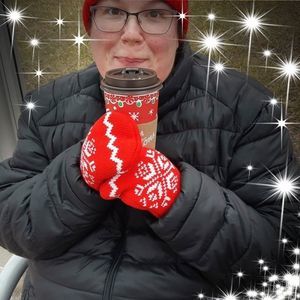 Meet your Posher, Carrie